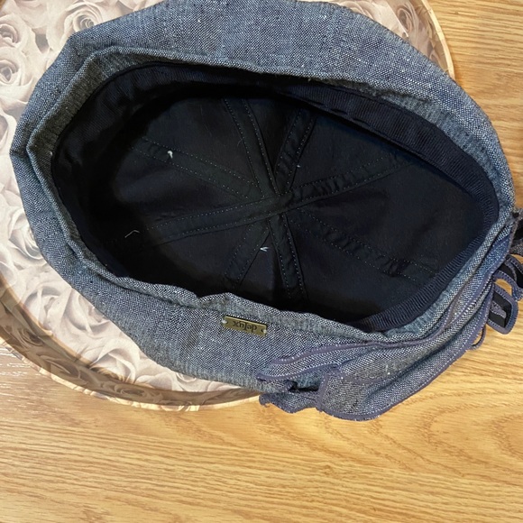 De Lux grey hat with bow - Picture 3 of 16